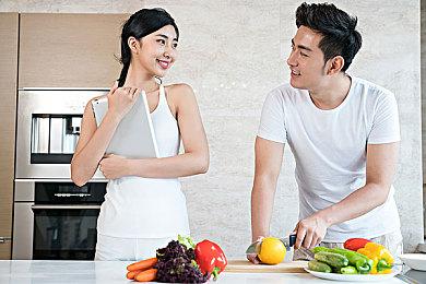 免费足球游戏《UFL》公开实机宣传片 将在今年内推出